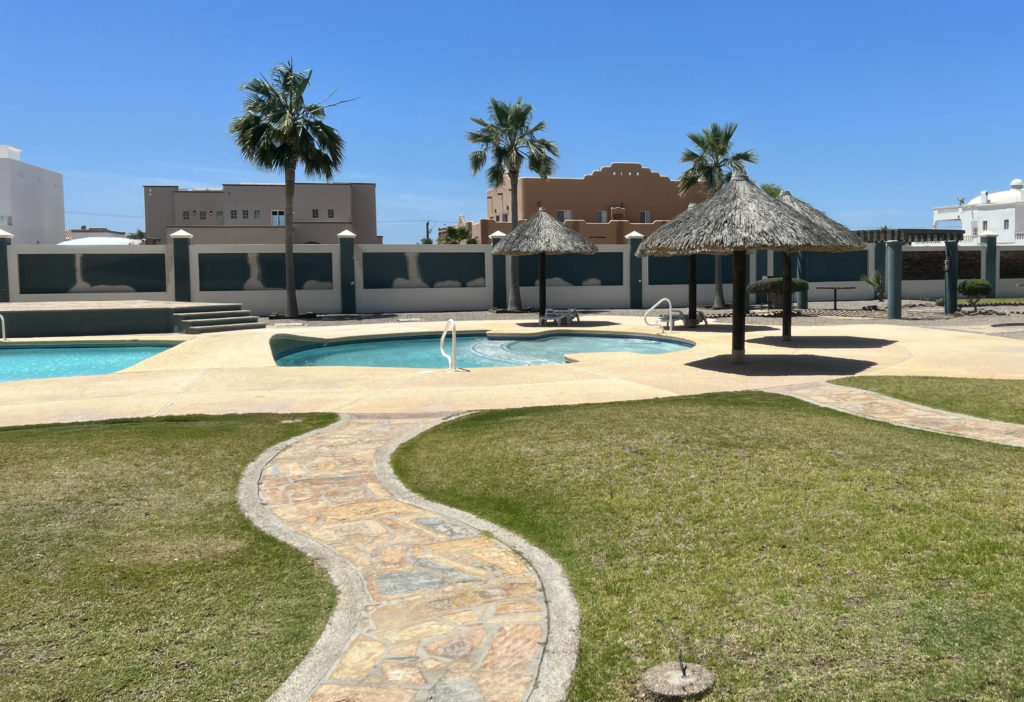 Linda Vista 106